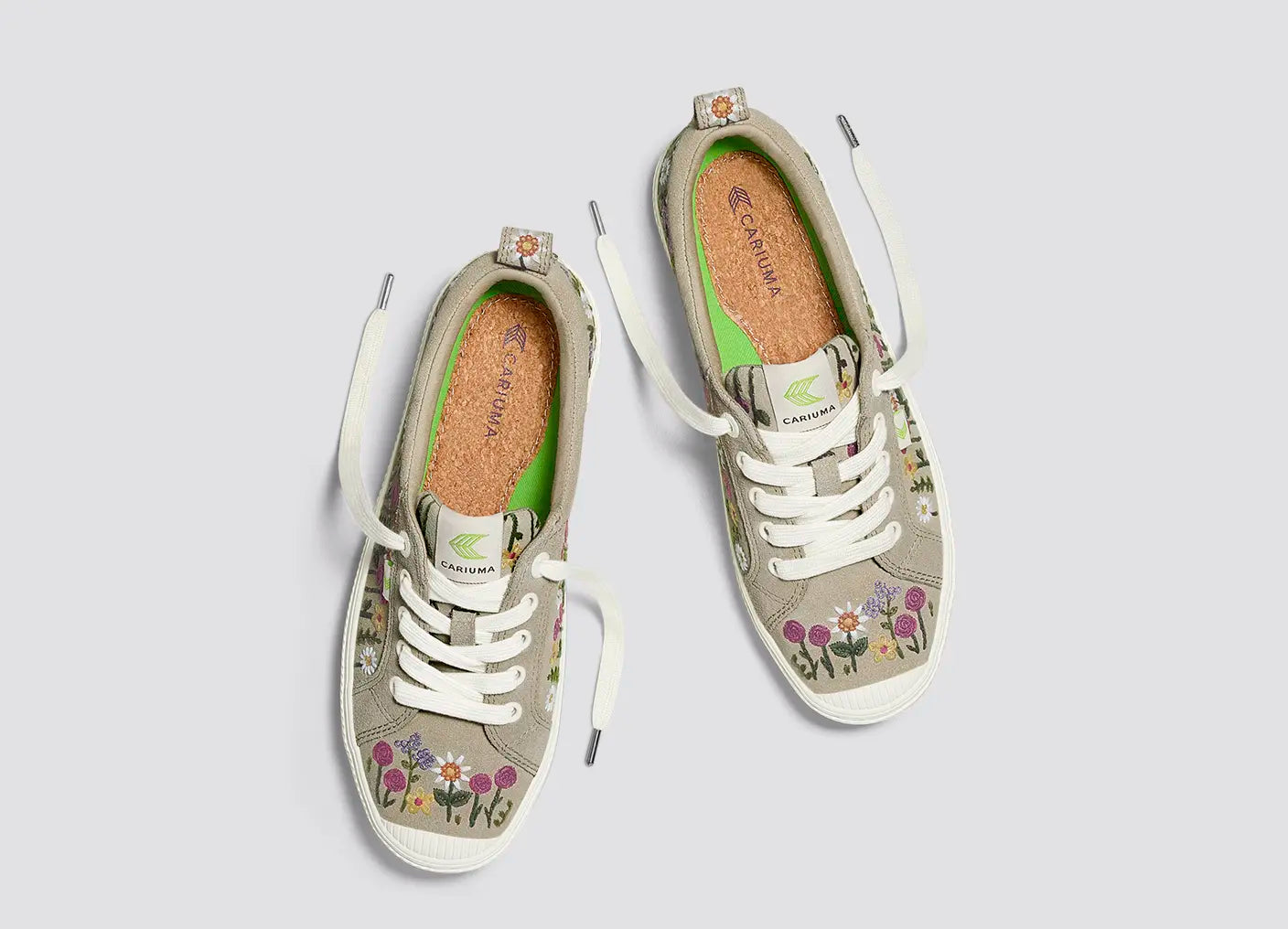 OCA Low Sand Embroidered Flowers Suede Sneaker