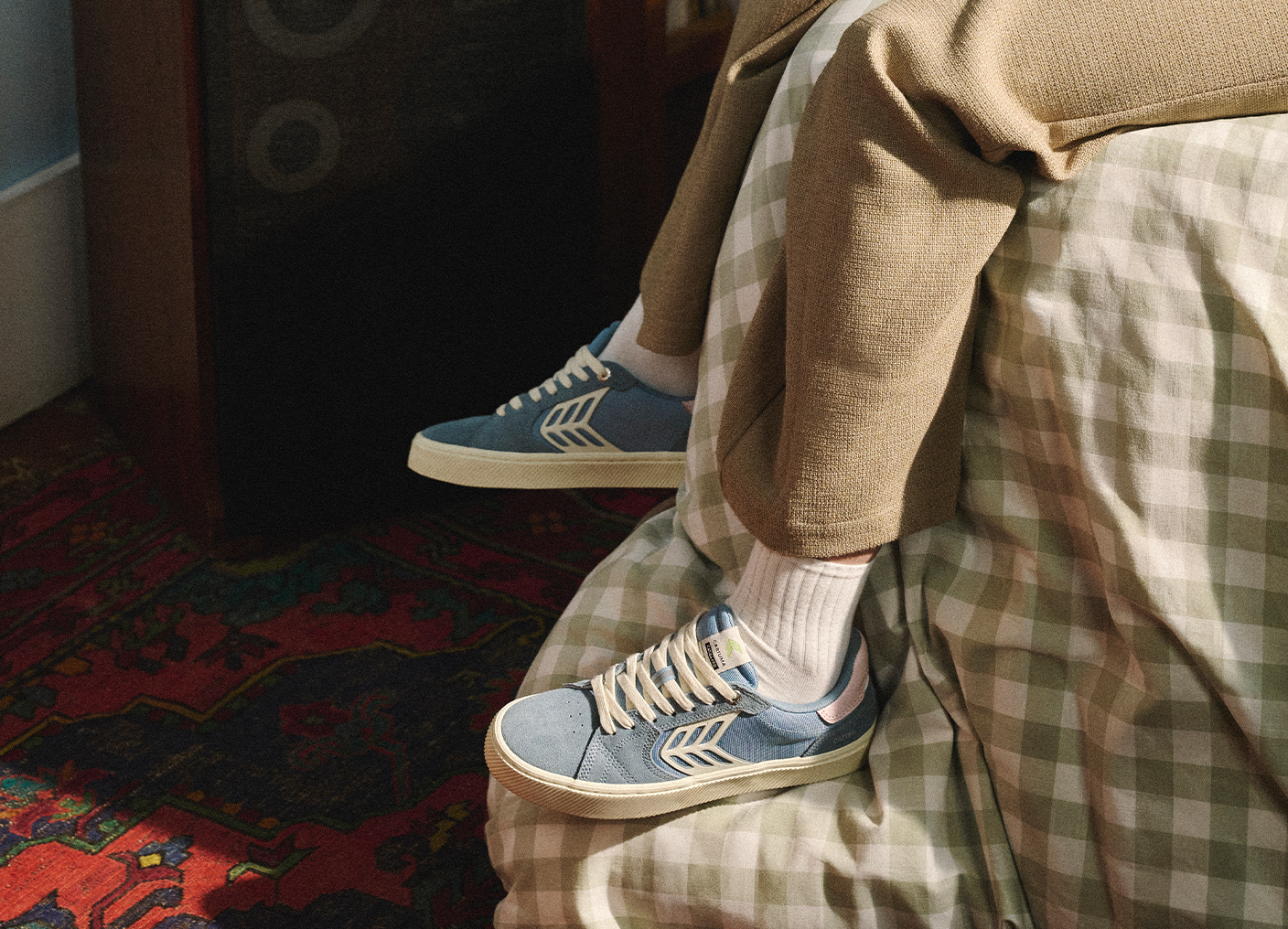 CATIBA PRO 2.0 Mountain Spring Blue Suede and Cordura Ivory Logo Rose Sneaker