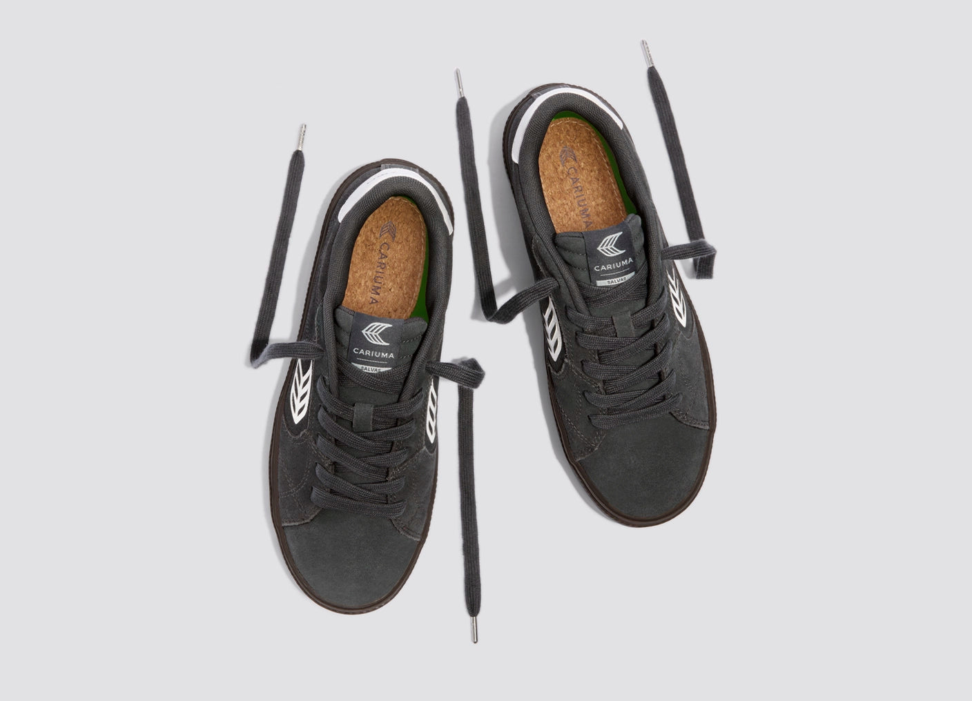 SALVAS Magnet Grey Suede Warm White Logo Sneaker