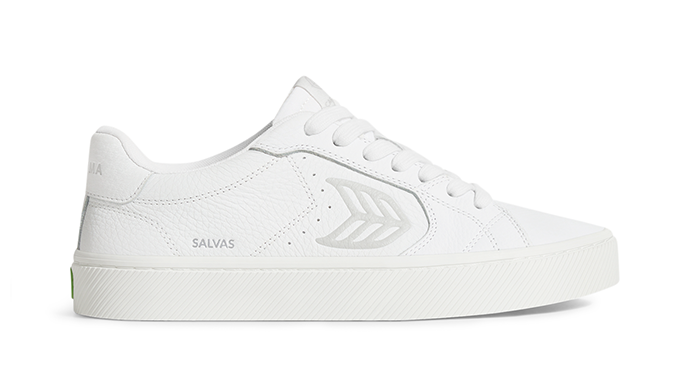 Editorial - White sneakers Men