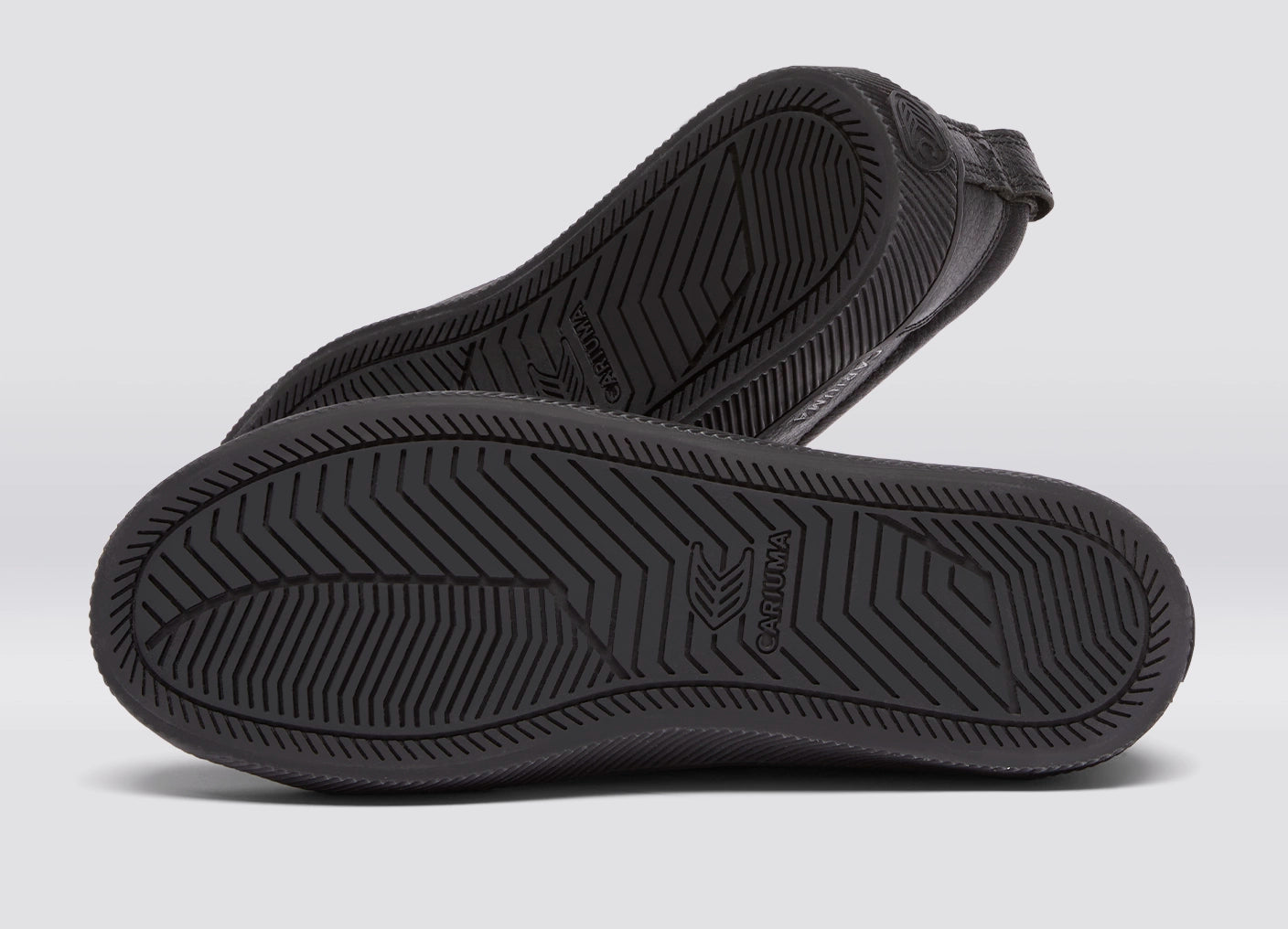 OCA Low Premium Leather Black